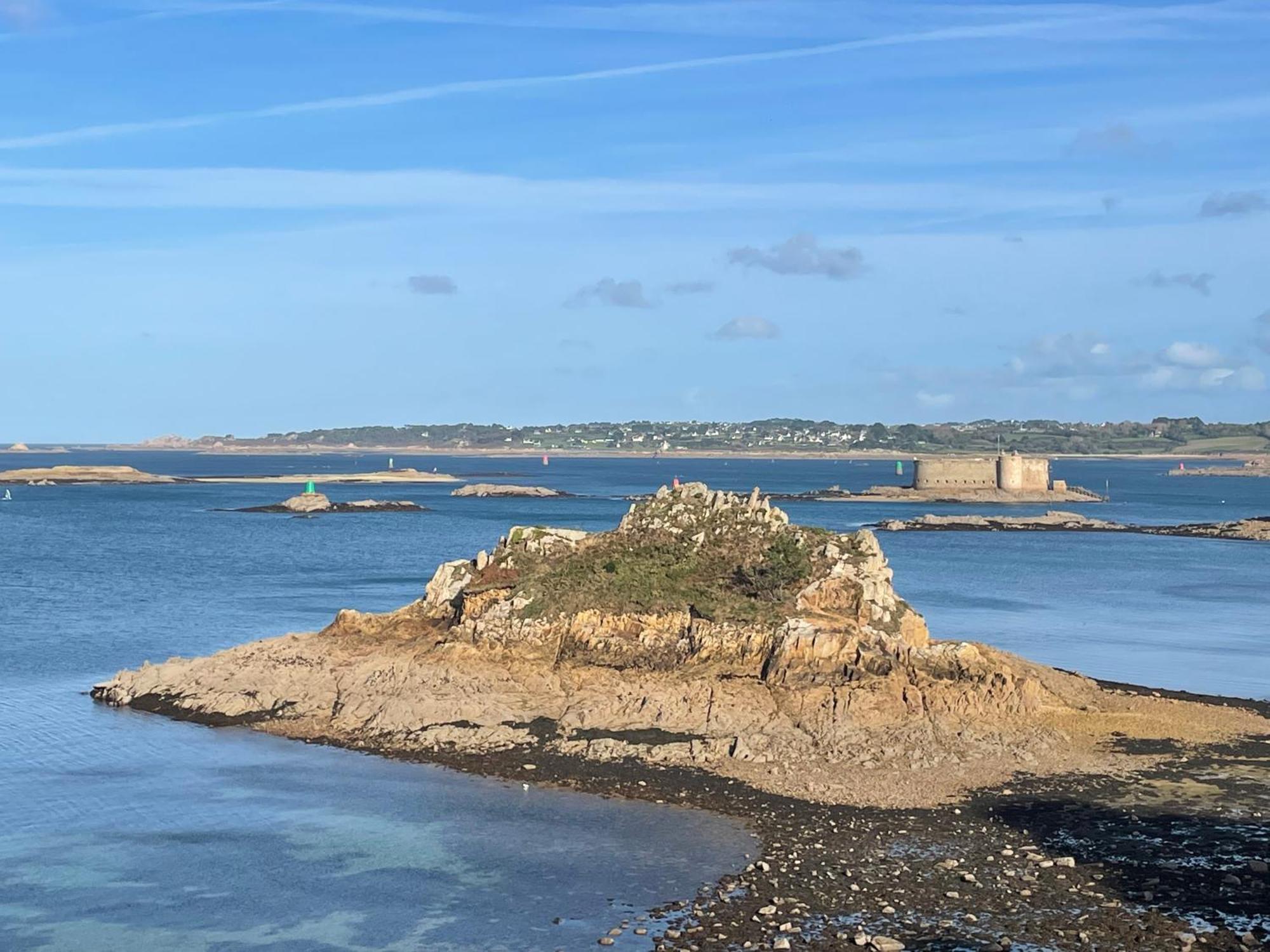 Holiday home Avec Exterieur Et Piscine Partagee *